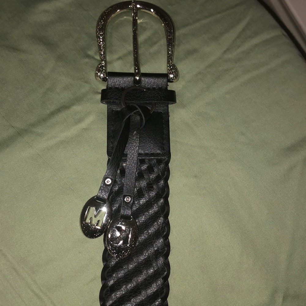 MK belt